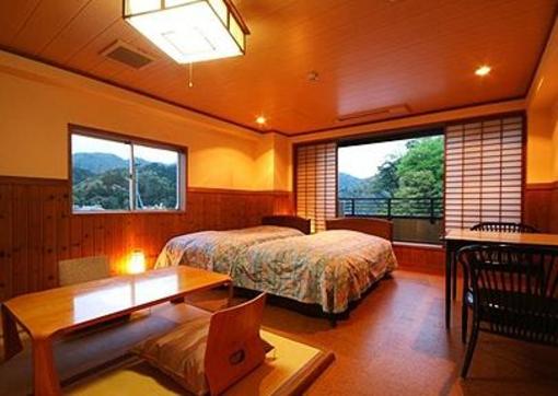 фото отеля Kawaguchiya Riverside Hotel