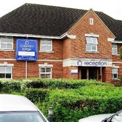 фото отеля Cobham Lodge