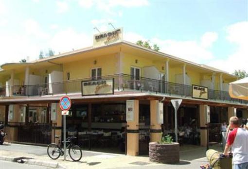 фото отеля Beach Hotel Siofok