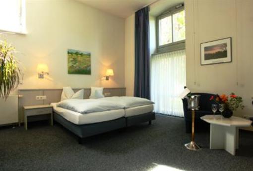 фото отеля Hotel Landhaus Schieder