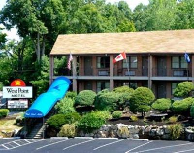 фото отеля West Point Motel