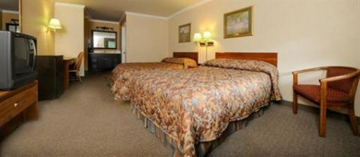фото отеля West Point Motel