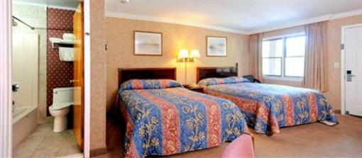 фото отеля West Point Motel