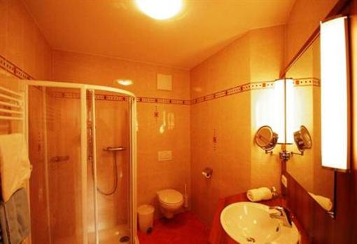 фото отеля Aparthotel Cafe Auer