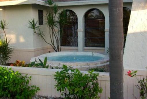 фото отеля Vacation Homes Cape Coral
