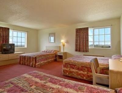 фото отеля Super 8 Motel Forest City