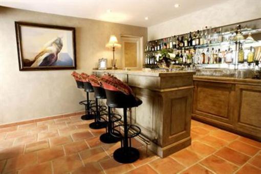 фото отеля Domaine De Mejean Guest House Alleins