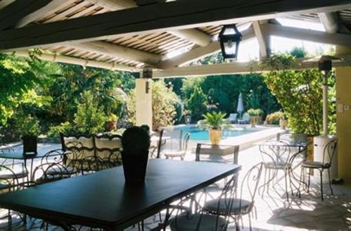 фото отеля Domaine De Mejean Guest House Alleins