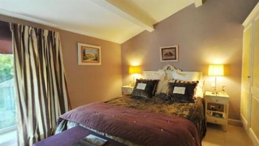 фото отеля Domaine De Mejean Guest House Alleins