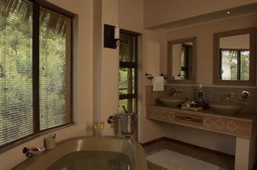 фото отеля Ivory Tree Game Lodge