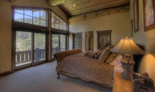 фото отеля Painted Rock Lodge