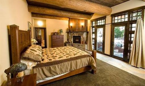 фото отеля Painted Rock Lodge