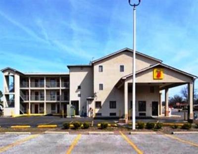 фото отеля Super 8 Millington