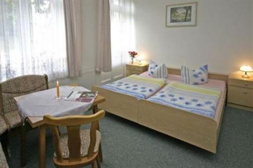 фото отеля Pension am Kurbad