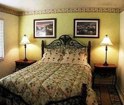 фото отеля Ambrosio's Inn Fort Lauderdale