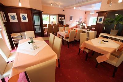 фото отеля Hotel Waldeck Merzig