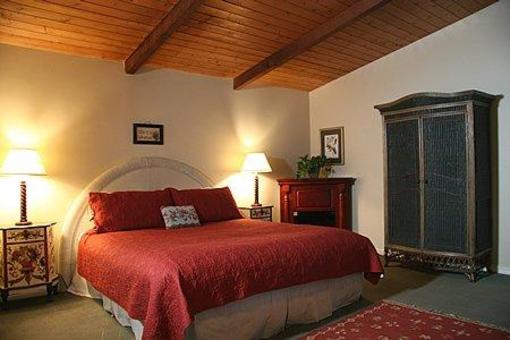 фото отеля Meadowlark Inn