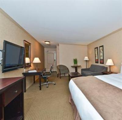 фото отеля Prestige Hotel Radium Hot Springs