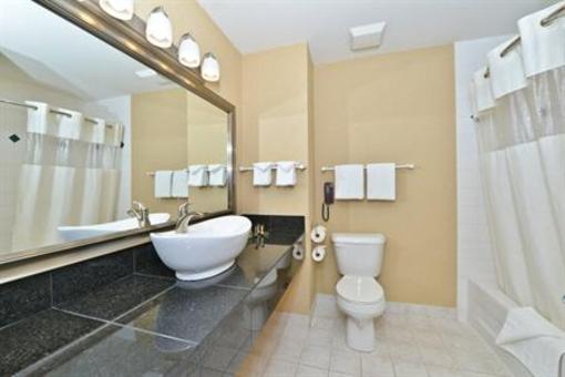 фото отеля Prestige Hotel Radium Hot Springs