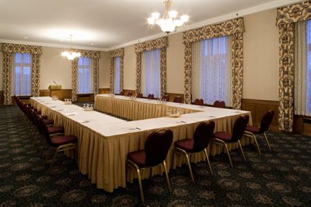 фото отеля Delta Bessborough