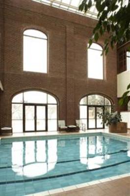 фото отеля Delta Bessborough