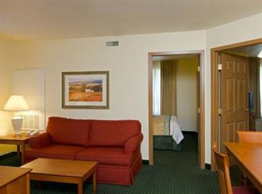 фото отеля TownePlace Suites Bloomington
