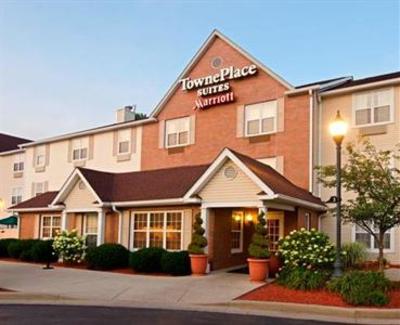 фото отеля TownePlace Suites Bloomington