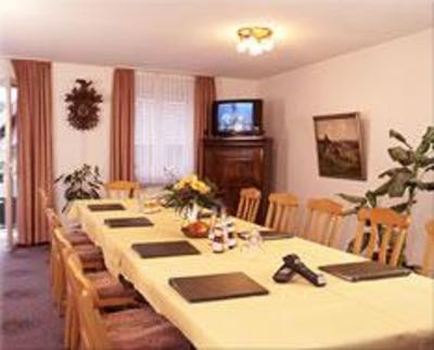фото отеля Hotel Pfauen Garni
