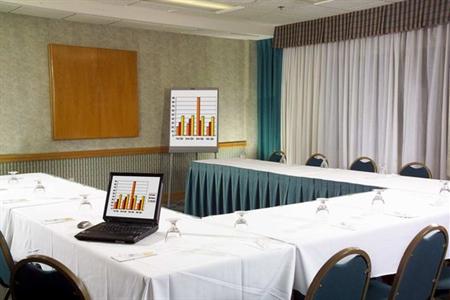 фото отеля Doubletree Guest Suites Tampa