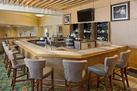 фото отеля Doubletree Guest Suites Tampa