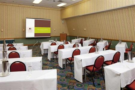 фото отеля Doubletree Guest Suites Tampa
