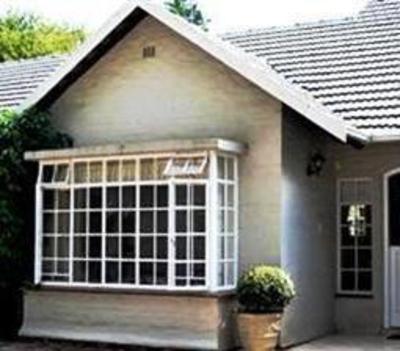 фото отеля La Vieille Ferme Guest House Johannesburg