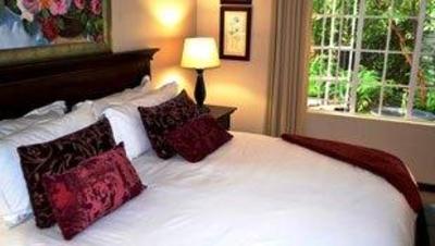 фото отеля La Vieille Ferme Guest House Johannesburg