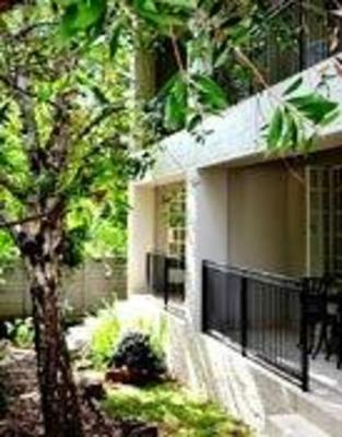 фото отеля La Vieille Ferme Guest House Johannesburg