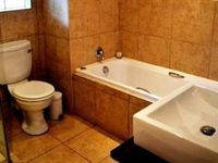 La Vieille Ferme Guest House Johannesburg
