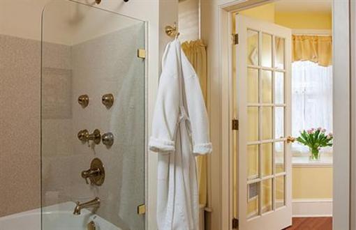 фото отеля Beechmont Inn