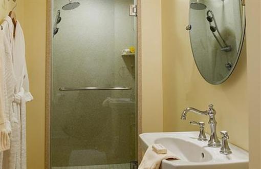 фото отеля Beechmont Inn