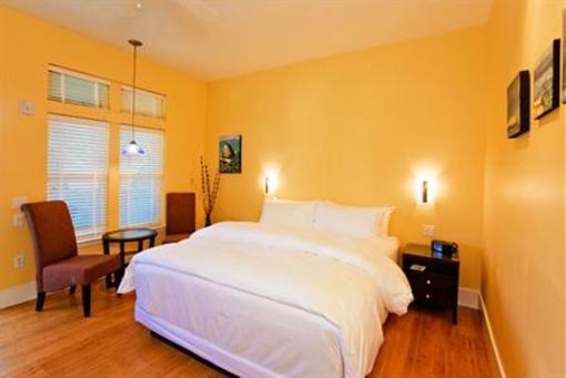 фото отеля Pacific Blue Inn