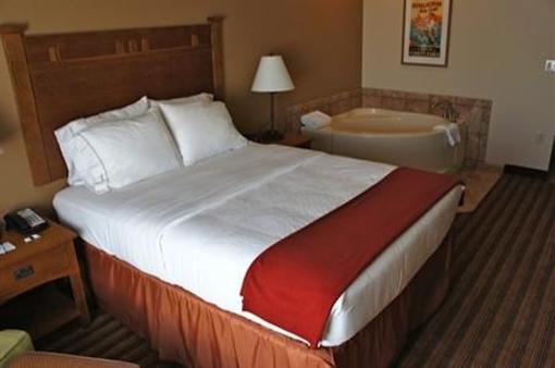 фото отеля Holiday Inn Express & Suites Donegal