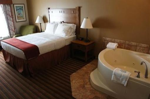 фото отеля Holiday Inn Express & Suites Donegal