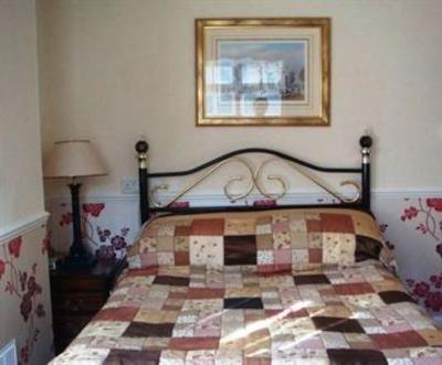 фото отеля The Royal Standard Guest House Virginia Water