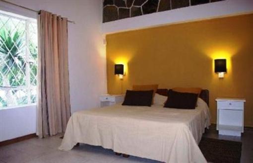 фото отеля Kuxville Beach Cottages Cap Malheureux