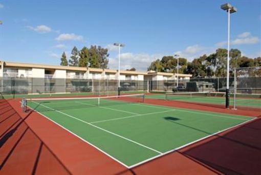 фото отеля Oakwood Apartments 1515 2nd Street Coronado