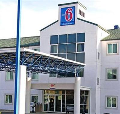 фото отеля Motel 6 Saint Robert