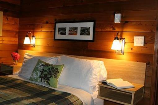 фото отеля Ocean Village Beach Resort