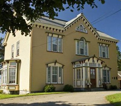 фото отеля Harbour's Edge Bed & Breakfast