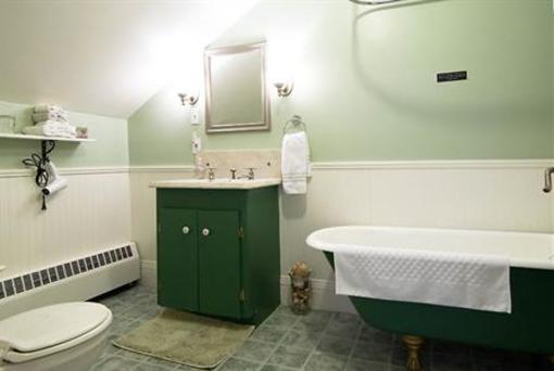 фото отеля Harbour's Edge Bed & Breakfast