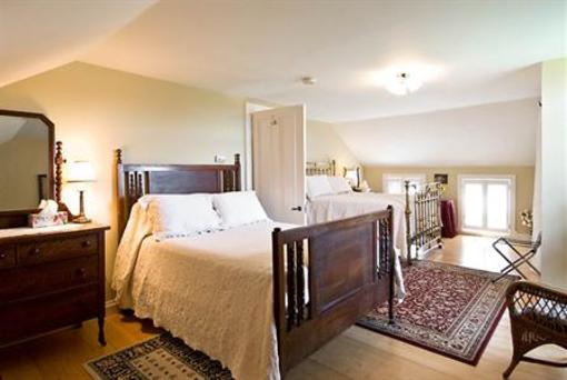 фото отеля Harbour's Edge Bed & Breakfast