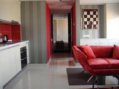 фото отеля Q-City Hotel