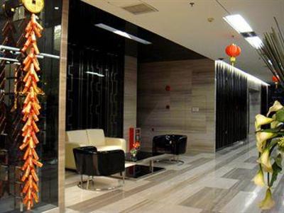 фото отеля Q-City Hotel